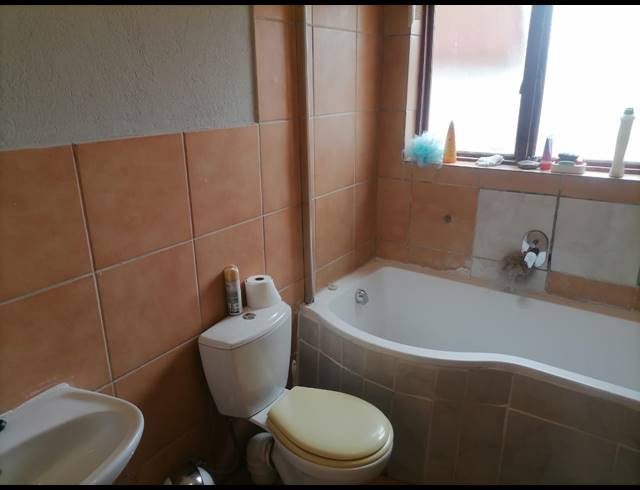 3 BEDROOM DUPLEX FOR SALE IN ANNADALE